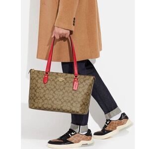 🔥🎁NWT! Coach Gallery Tote Handbag Khaki/Electric Red Msrp:$378.00
